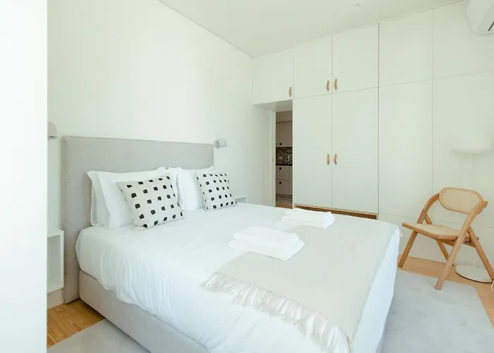 Trindade 19 Apartments - 1C Fernao Pires